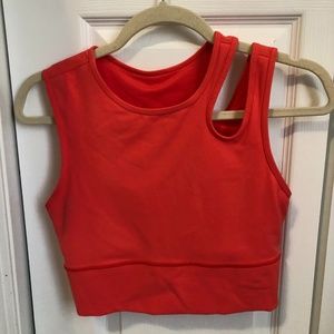 Lululemon Mastered Motion Cropped Tank
